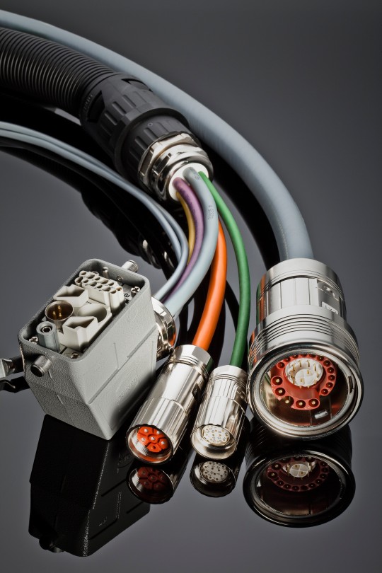 Features of harnessing cables